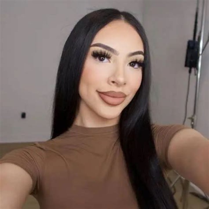 AlondraDessy Youtuber overview