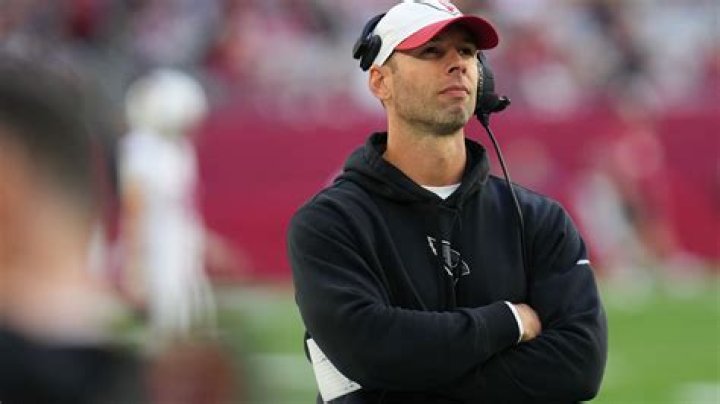 Arizona Cardinals Hire Eagles Defensive Coordinator Jonathan Gannon As Head Coach – Celeb Secrets
