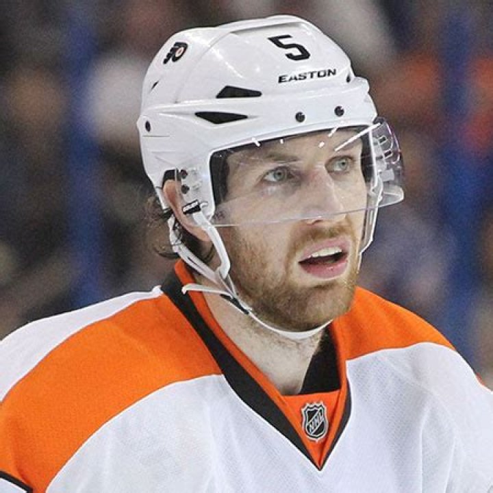 Braydon Coburn Biography-salary, net worth, contract, earnings, stats, career, age, family, girlfriend, relationship, affair, wife, children