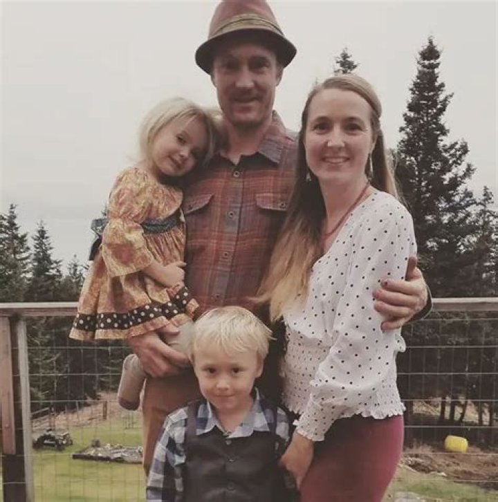 Eivin Kilcher wiki-bio, age, net worth, wife, children and more on this Alaskan personality.