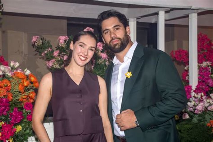 Laurent Duvernay-Tardif Net worth and Salary in 2020; Who is he Dating currently? Family, Girlfriend, Earnings, Contracts