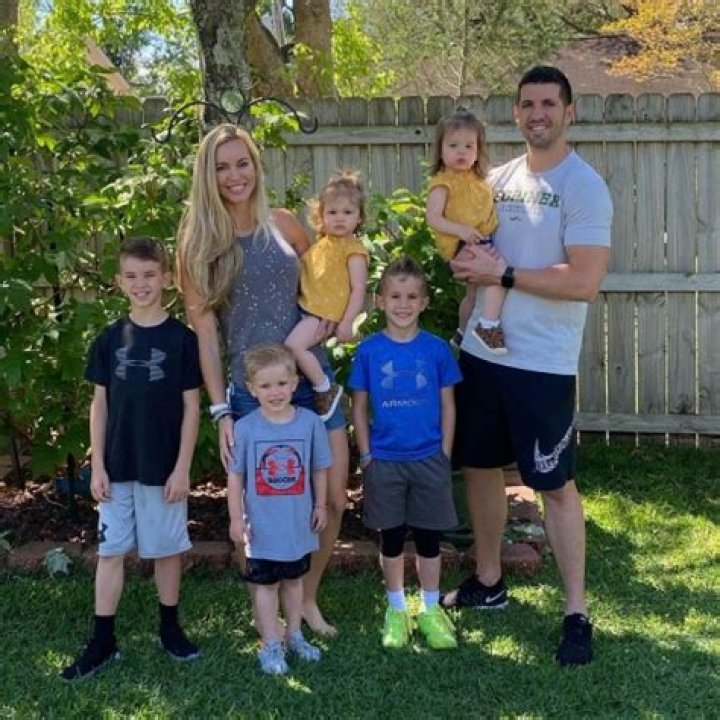 New York Giants Placekicker Graham Gano's Bio, Parents, Siblings, Career, Net Worth, Salary, Contract, Earnings, Wife, Children, Stats