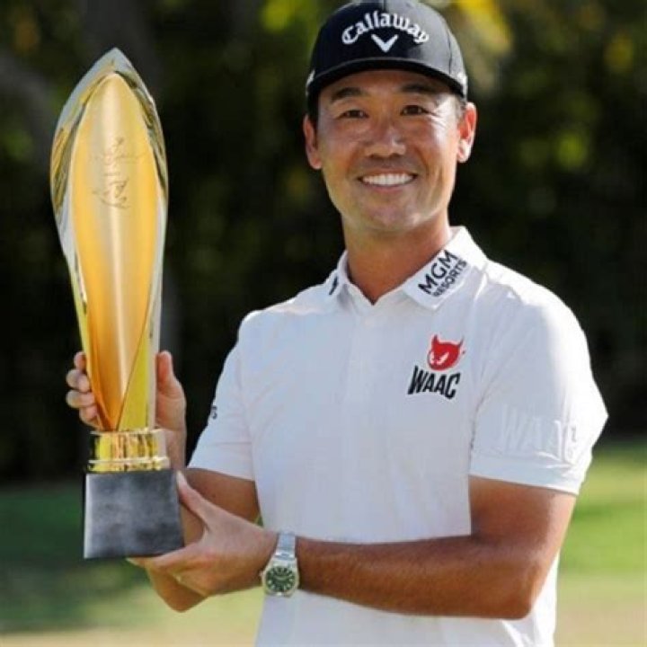 PGA Golfer Kevin NA Bio, Age, Title, iCareer Earning, Net Worth, Wife, & Children