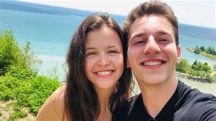 Sara Waisglass Boyfriend - Netflix Star Is Dating Her BF For Over A Year