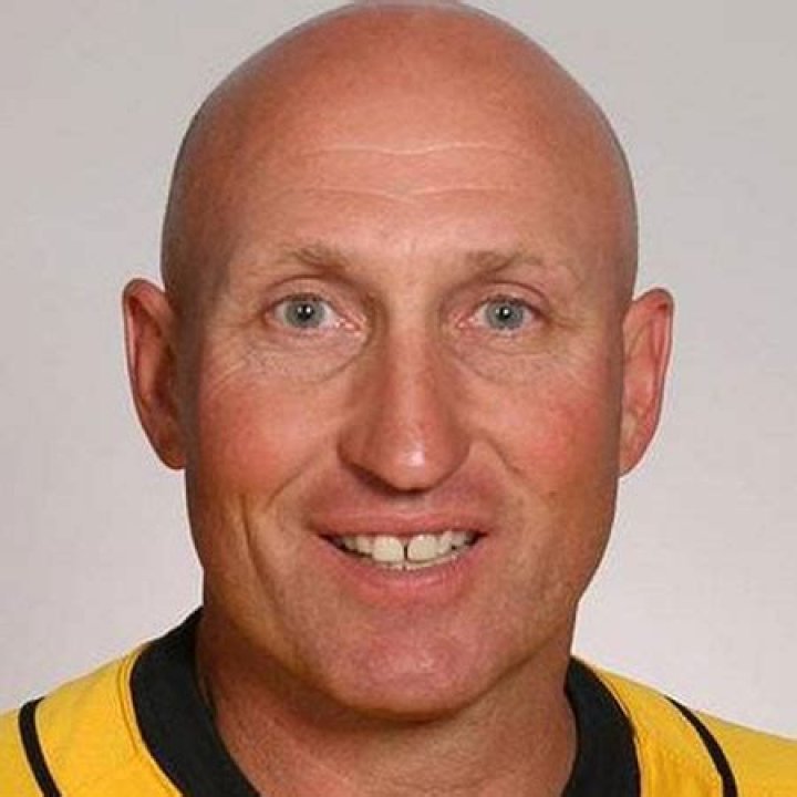 Scott Berry Biography- Salary, Earnings, Net worth, Married, Relationship, Affair, Age, Height, Family, Wife, Children, Career