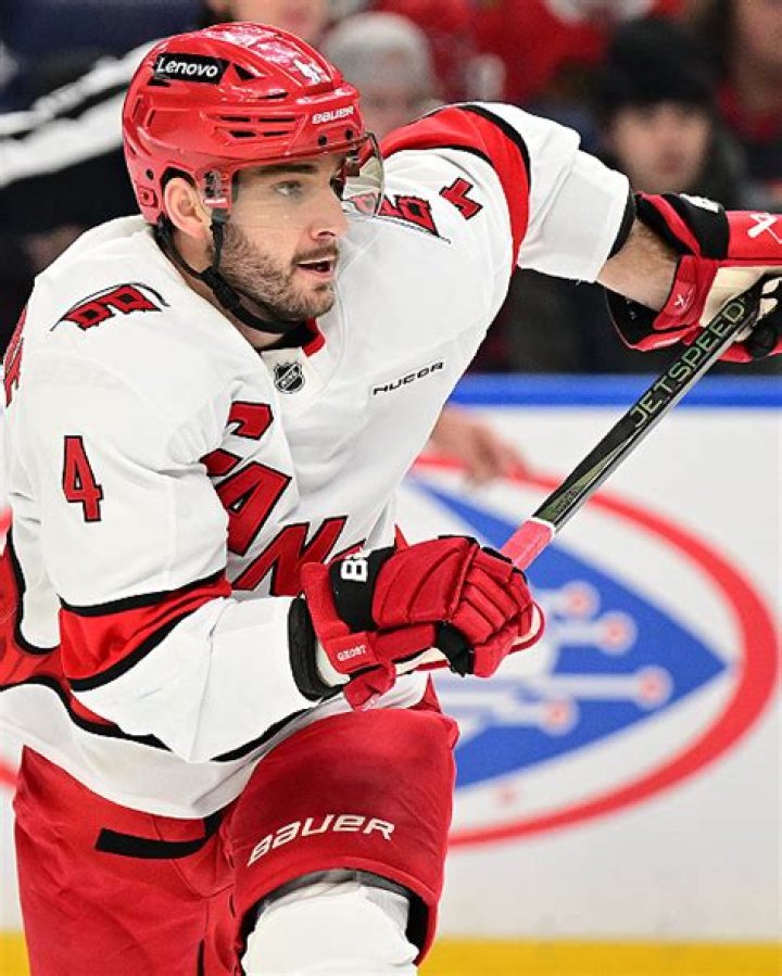 Shayne Gostisbehere Biography-salary, net worth, contract, stats, married, relationship, girlfriend, age, nationality, family