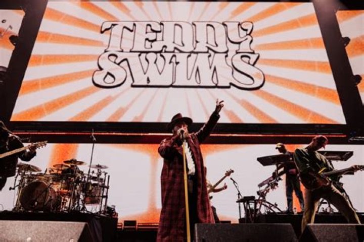 Teddy Swims Reveals Biggest Lesson He Learned From Maren Morris Collaboration (Exclusive) – Celeb Secrets