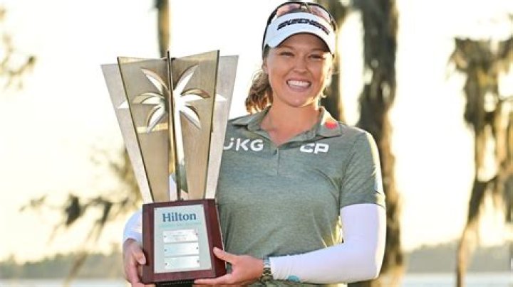The famous Golfer, Brooke Henderson has an estimated net worth over $4 million.
